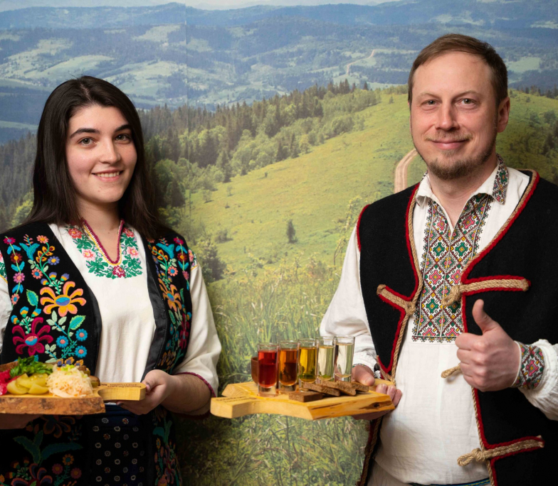 restoran Boykivska hostyna - Lyudy zi stravamy - 065